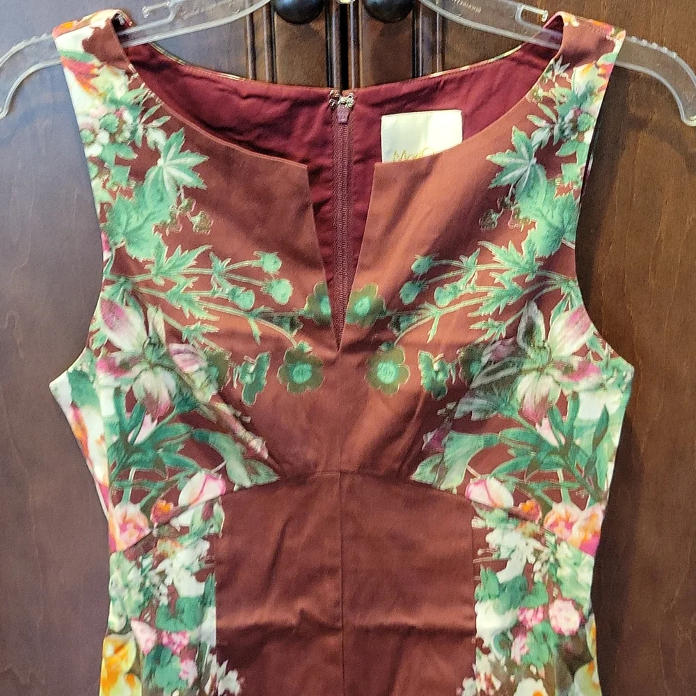 NWOT Of The Garland Variety Sheath Dress In Burgundy Floral Sz US S Sleeveless - Picture 2 of 5